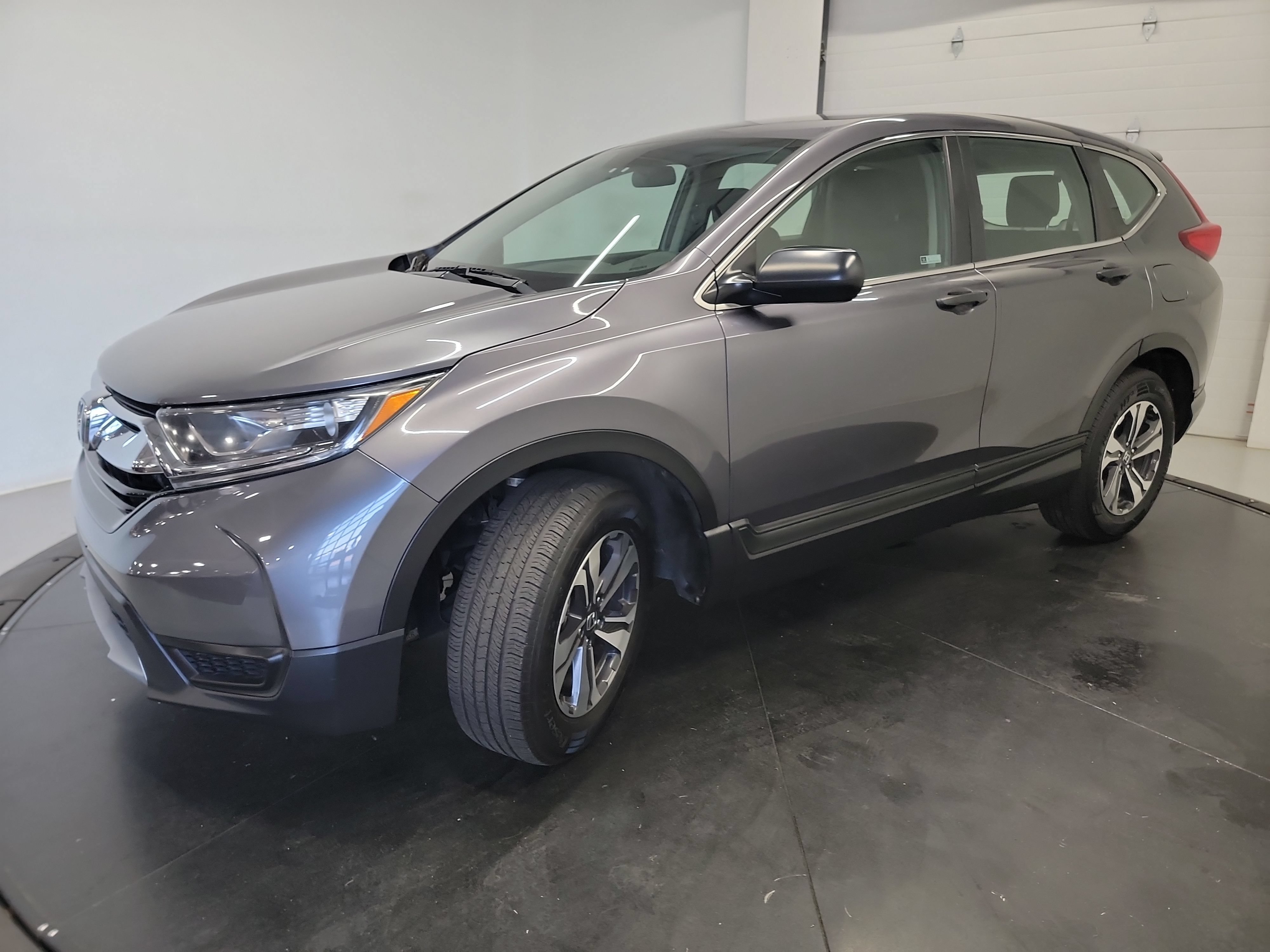 Used 2019 Honda CR-V LX image 3
