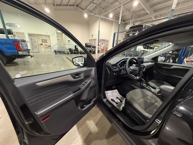Certified 2022 Ford Escape SE w/ Convenience Package AWD/4WD image 11
