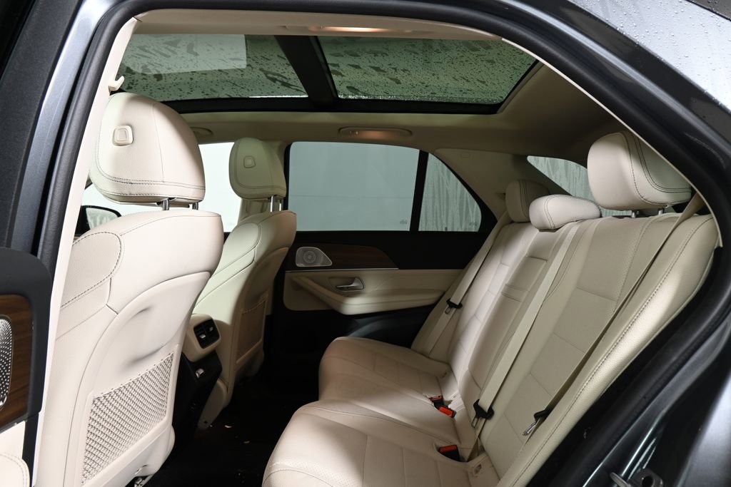Used 2023 Mercedes-Benz GLE 350 4MATIC image 7