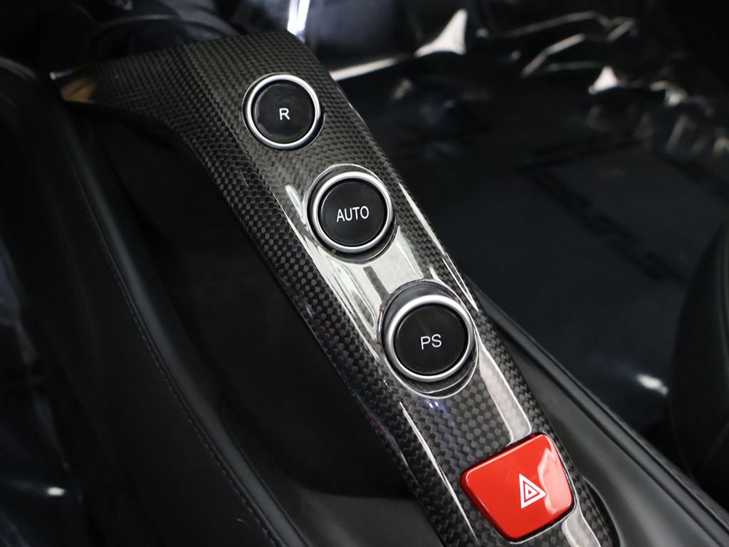Used 2019 Ferrari 488 Spider image 54