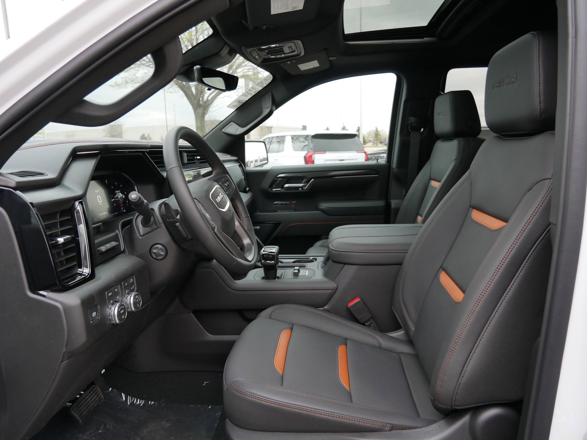 New 2026 GMC Sierra 1500 AT4 AWD/4WD image 6