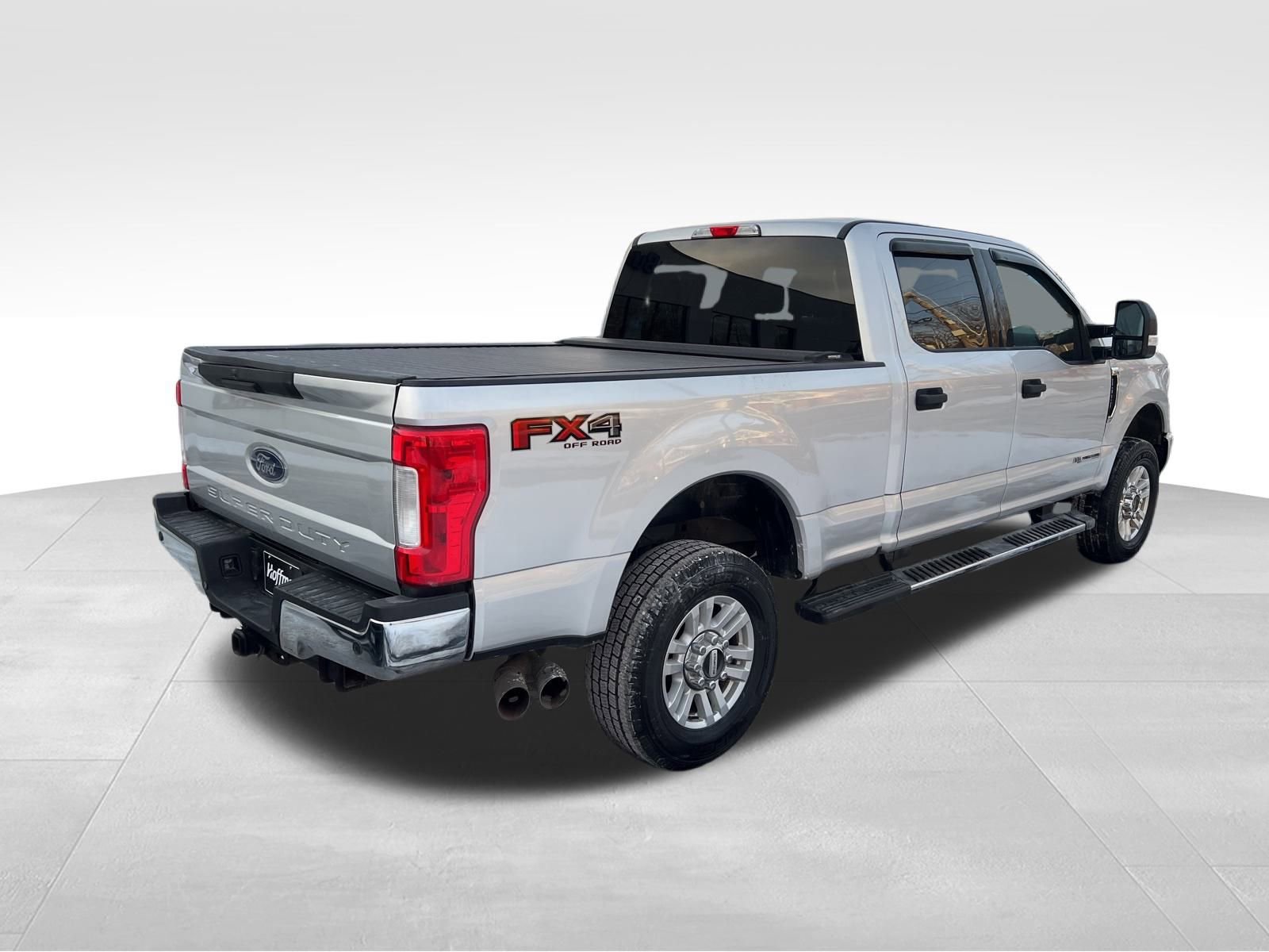 Used 2017 Ford F250 XLT w/ XLT Value Package image 8