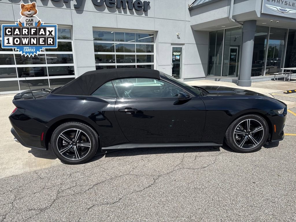 Used 2024 Ford Mustang Premium RWD image 4