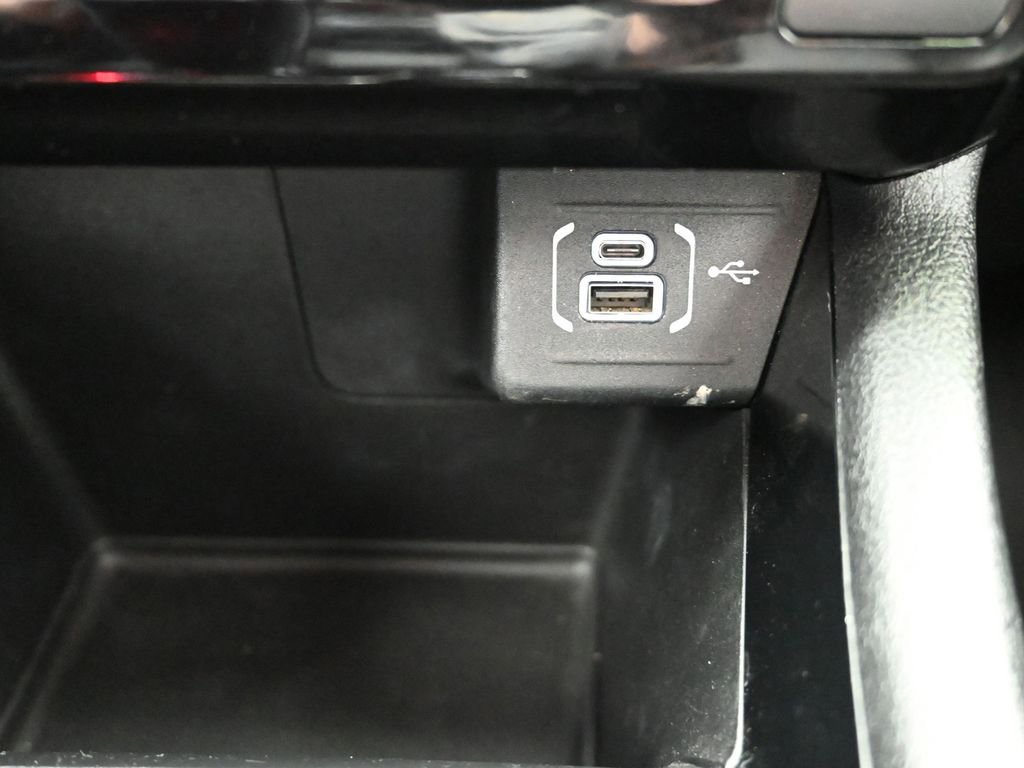 Used 2024 Jeep Compass Limited image 22