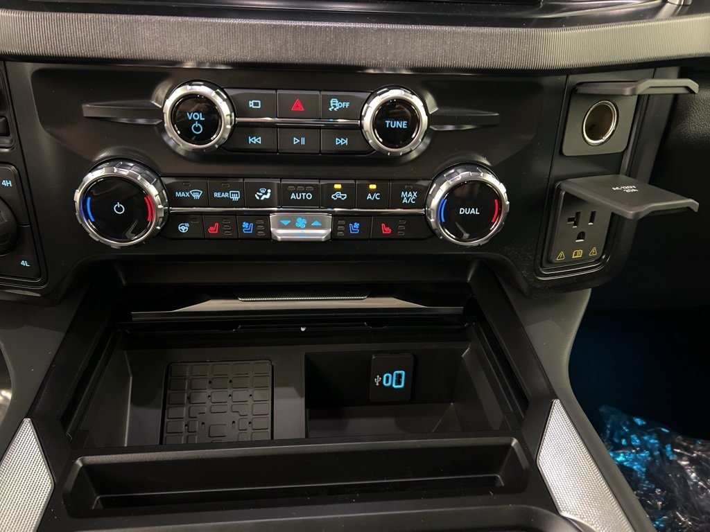 New 2026 Ford F250 Platinum image 13