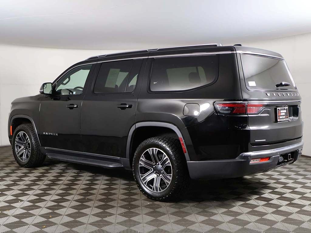 Used 2022 Jeep Wagoneer Series III w/ Flexible Seating Group AWD/4WD image 13