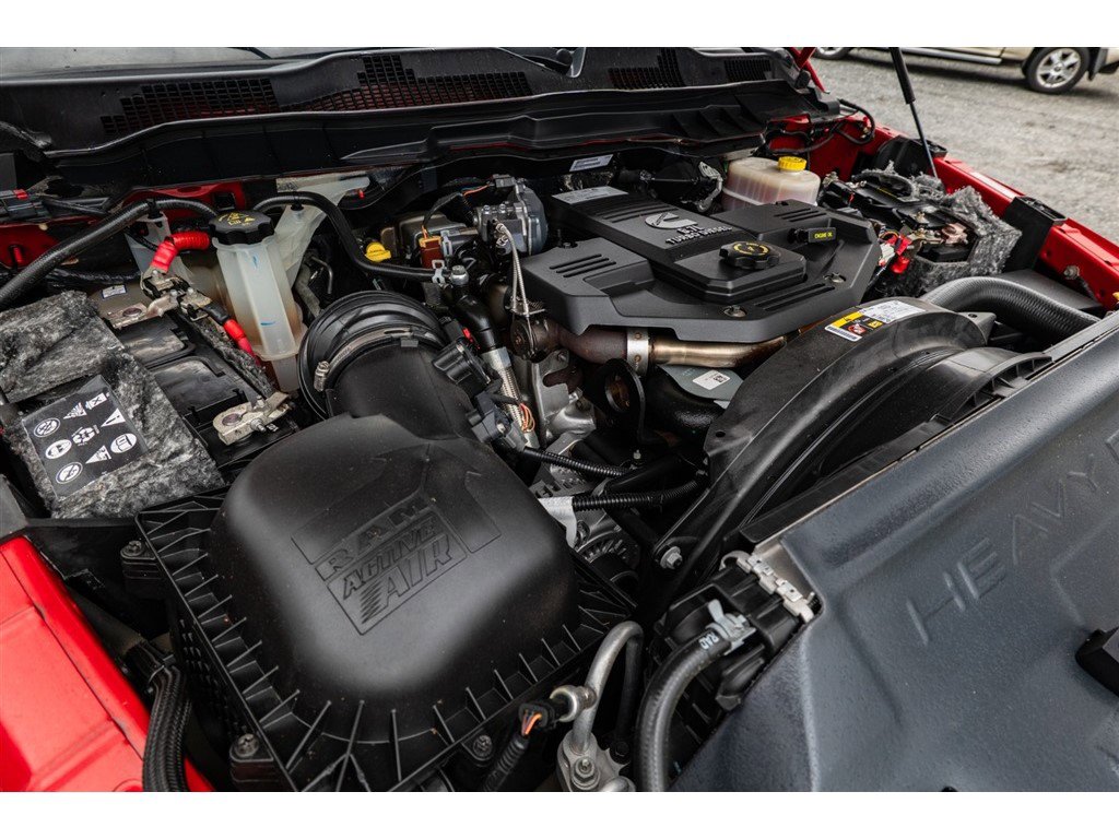 Used 2018 RAM 2500 Laramie w/ Off Road Package AWD/4WD image 10