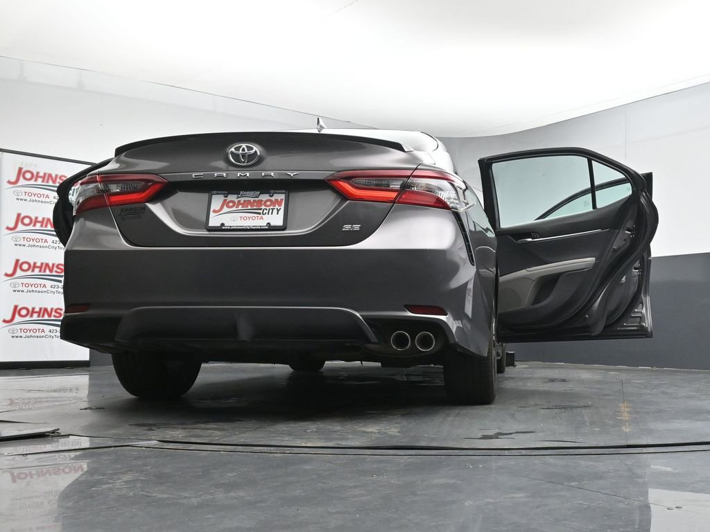 Used 2022 Toyota Camry SE FWD image 43