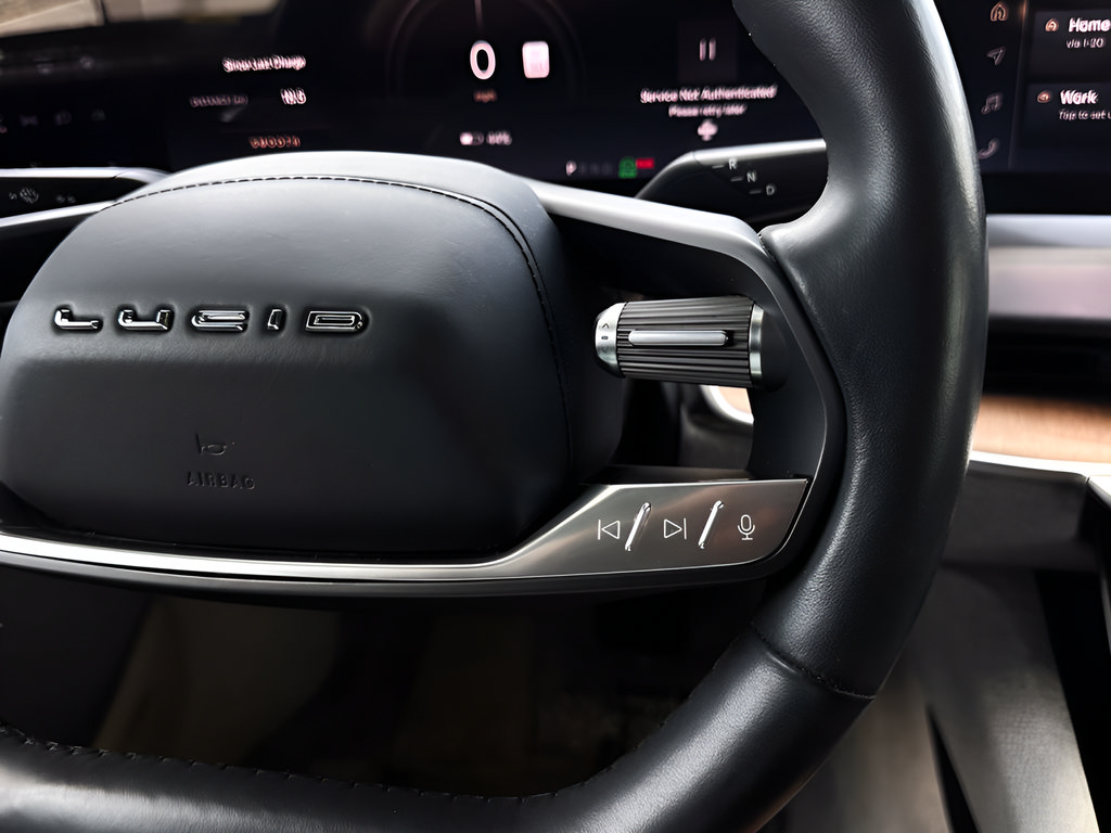 Used 2023 Lucid Air Touring AWD/4WD image 15