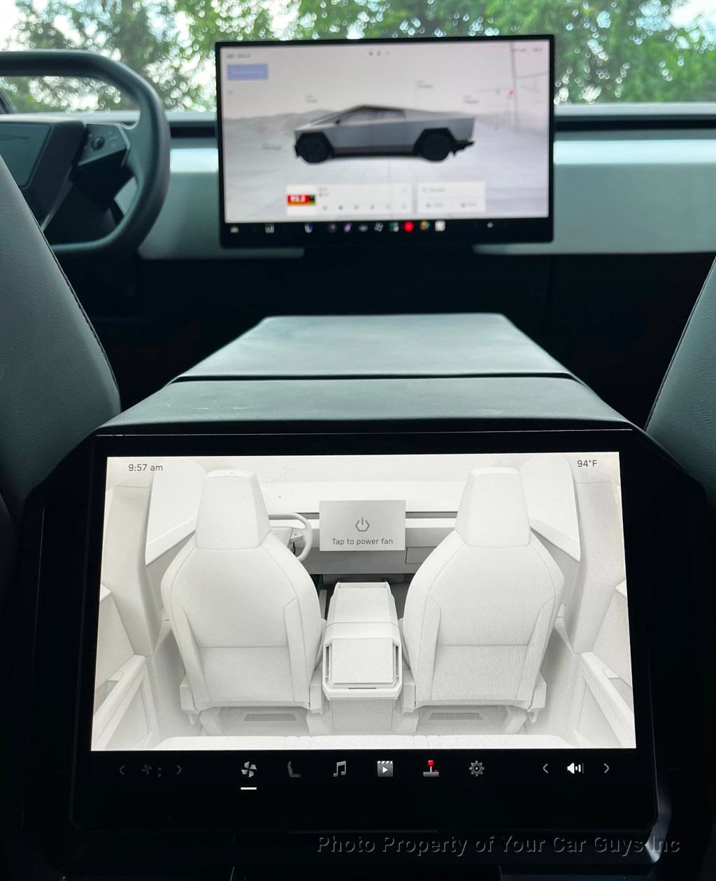 Used 2025 Tesla Cybertruck AWD Crew Cab image 26