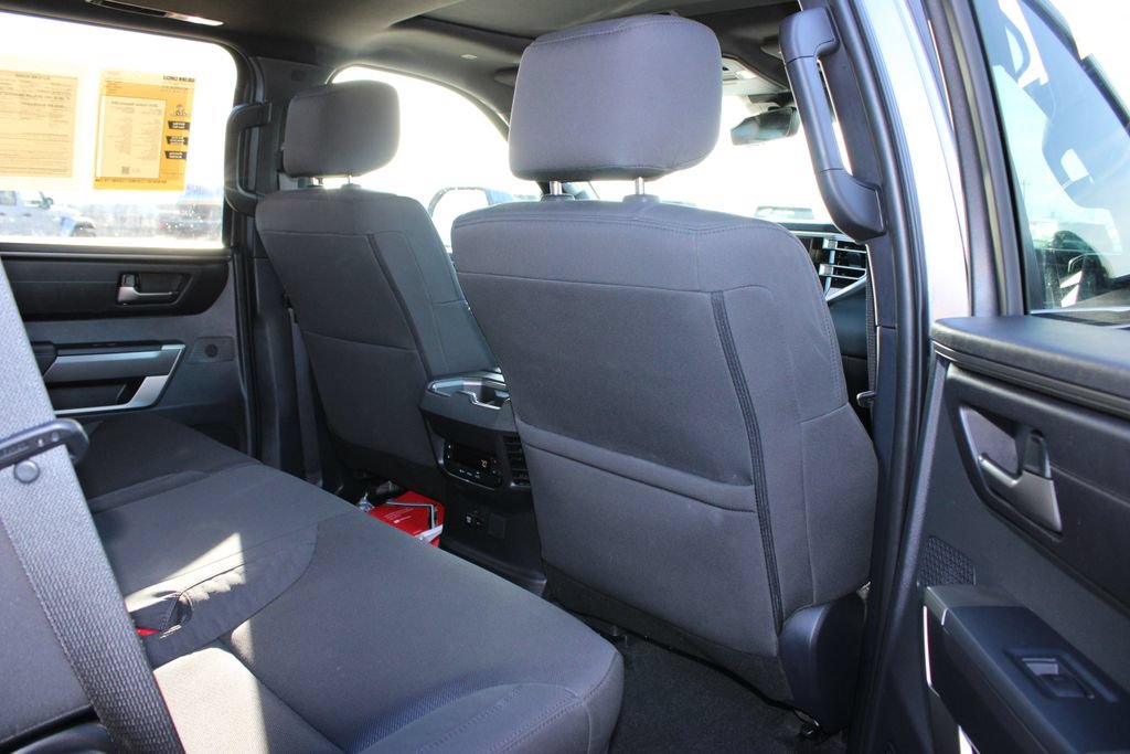 Used 2025 Toyota Sequoia SR5 AWD/4WD image 35