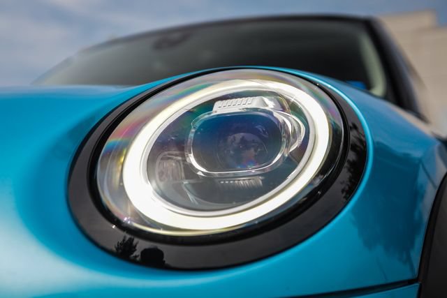 Used 2019 MINI Cooper S FWD image 11