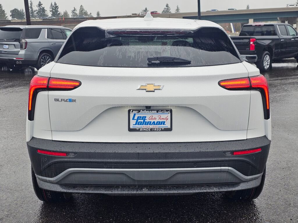 New 2026 Chevrolet Blazer EV LT image 6