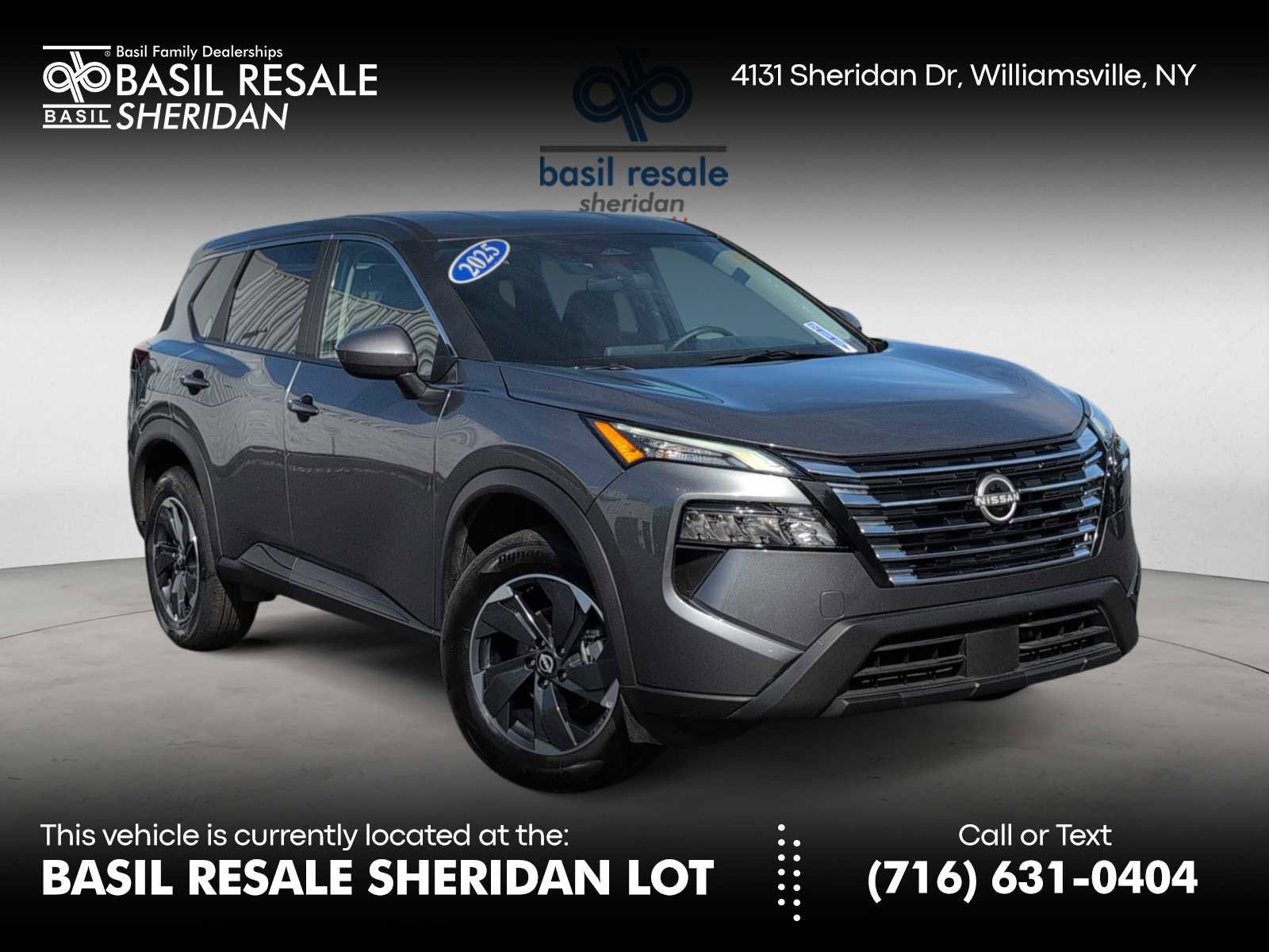 Used 2025 Nissan Rogue SV image 1