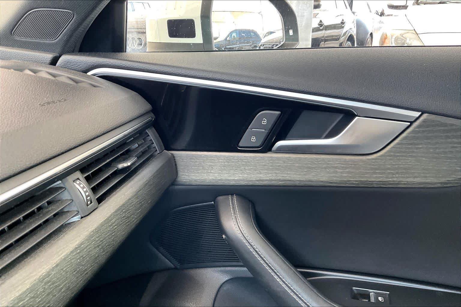 Used 2020 Audi A4 2.0T Prestige w/ Prestige Package FWD image 33
