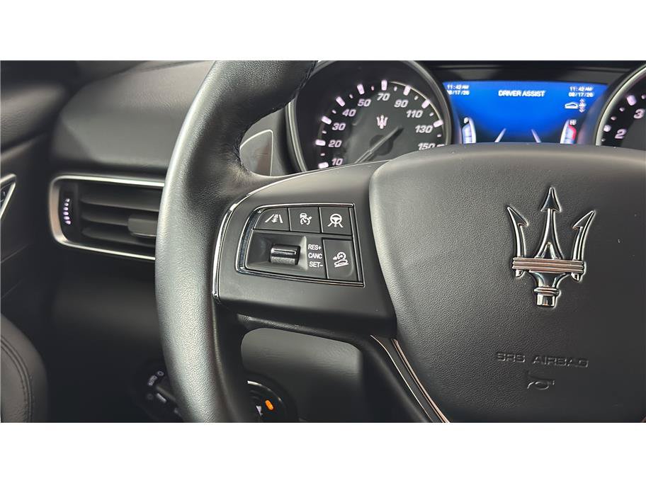 Used 2019 Maserati Levante S AWD/4WD image 28