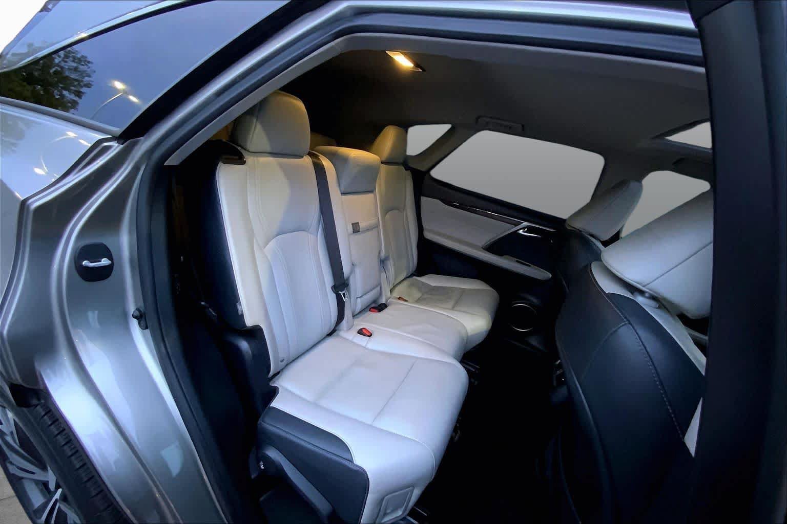 Used 2018 Lexus RX 350L FWD image 17