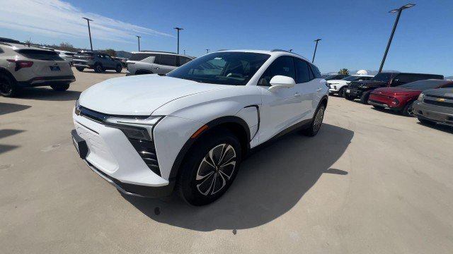 Used 2025 Chevrolet Blazer EV LT image 4