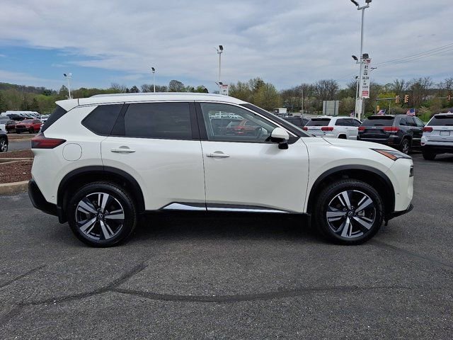Used 2023 Nissan Rogue SL w/ SL Premium Package AWD/4WD image 9