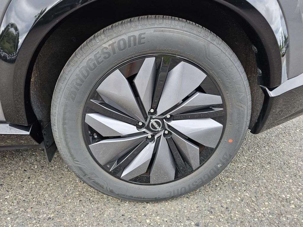 Used 2023 Nissan Ariya FWD image 9