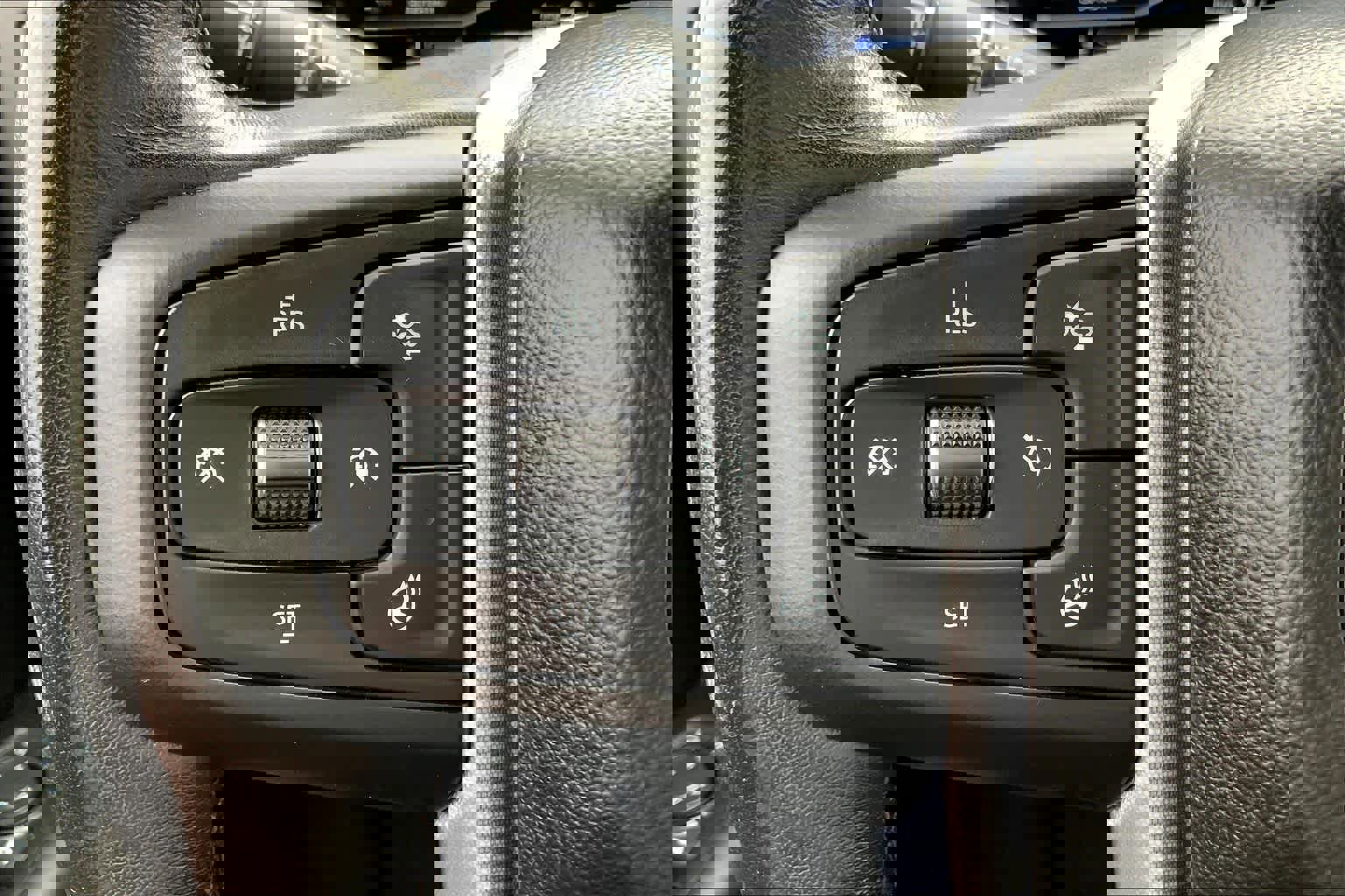 Used 2022 GMC Yukon SLT w/ SLT Luxury Package image 23