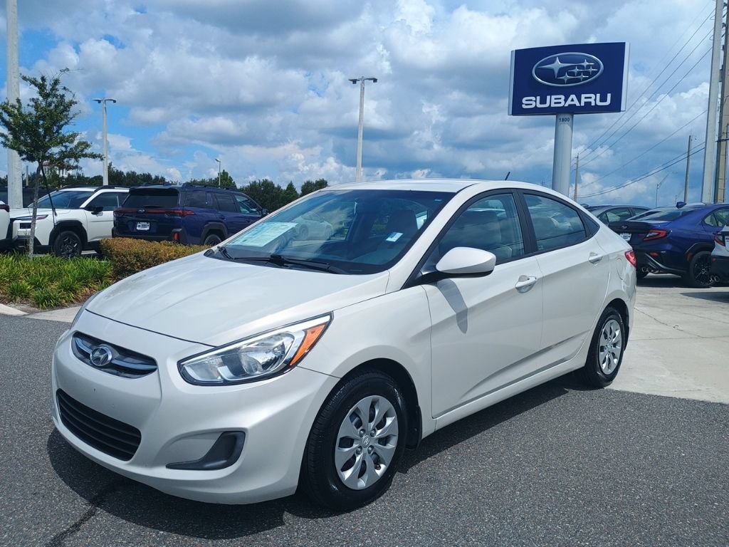 Used 2016 Hyundai Accent SE FWD image 1