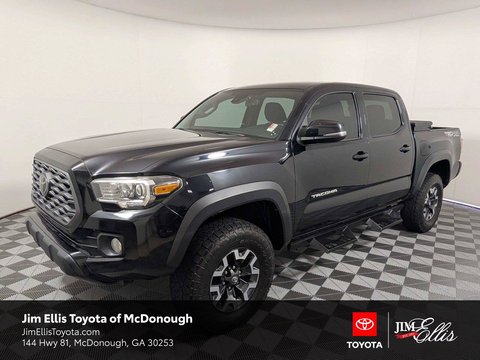 Used 2021 Toyota Tacoma TRD Off-Road w/ Technology Package AWD/4WD image 1
