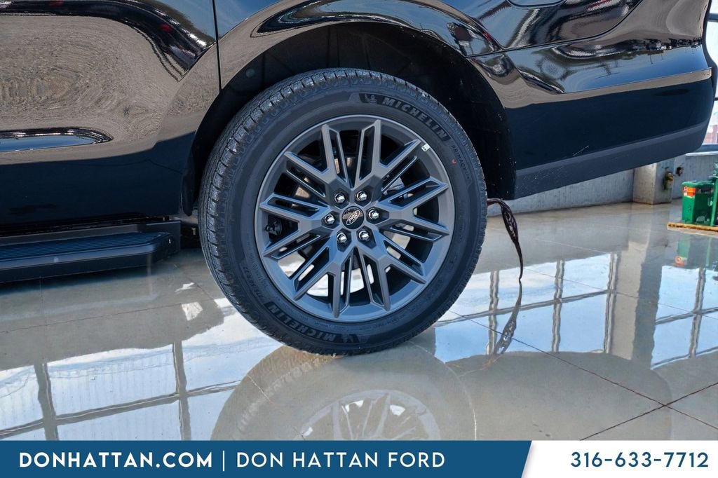 New 2026 Ford Expedition Max Platinum w/ Stealth Appearance Package AWD/4WD image 38