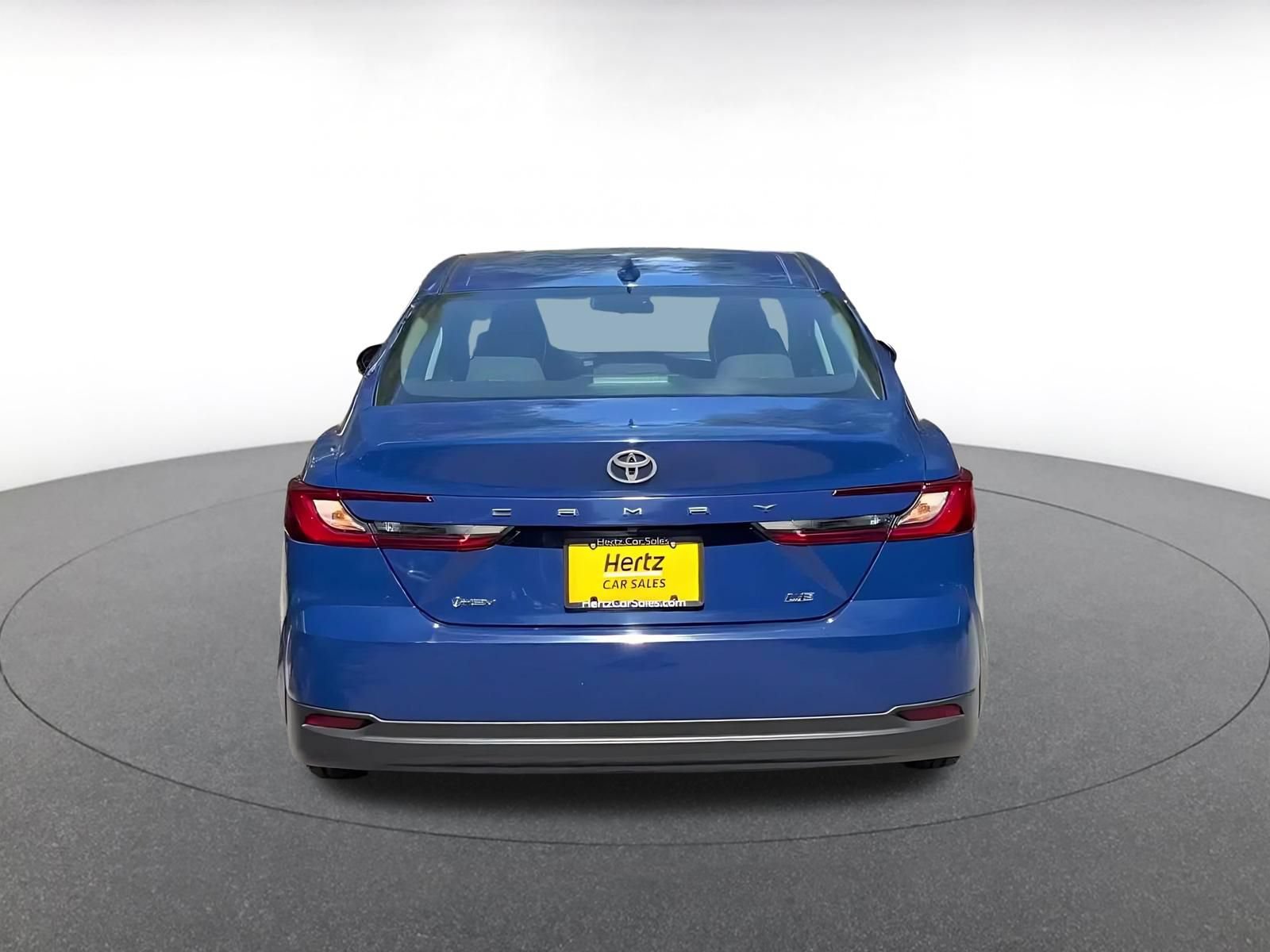 Used 2025 Toyota Camry LE FWD image 18