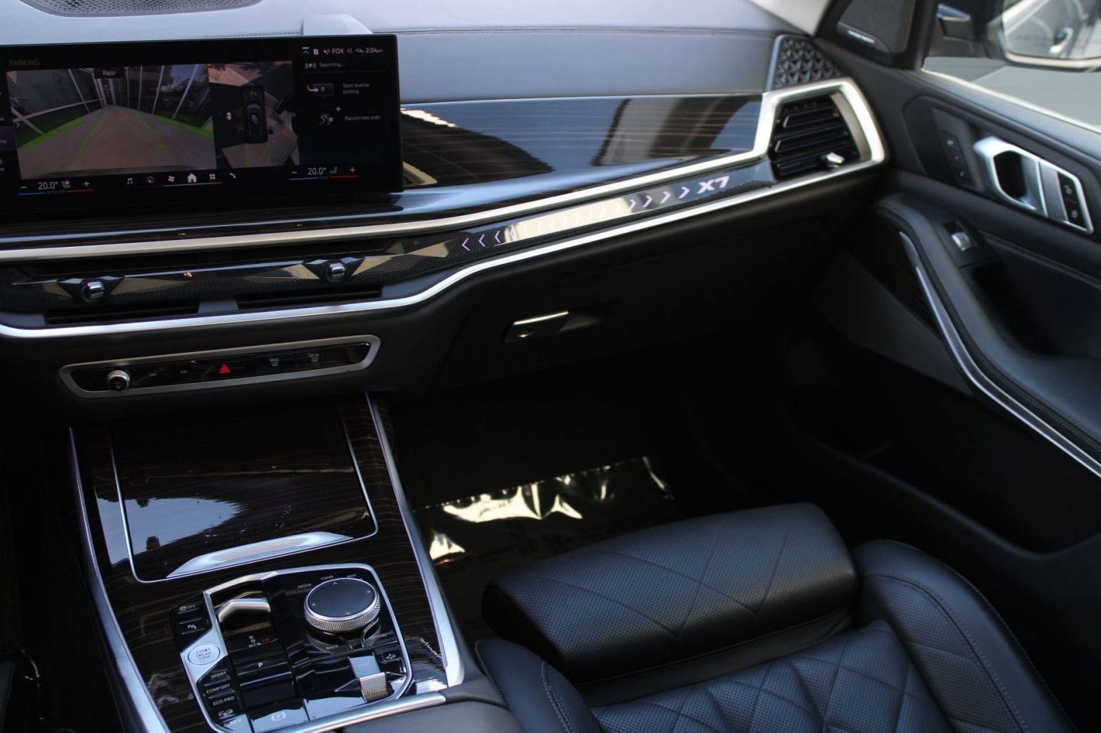 Used 2024 BMW X7 xDrive40i image 30