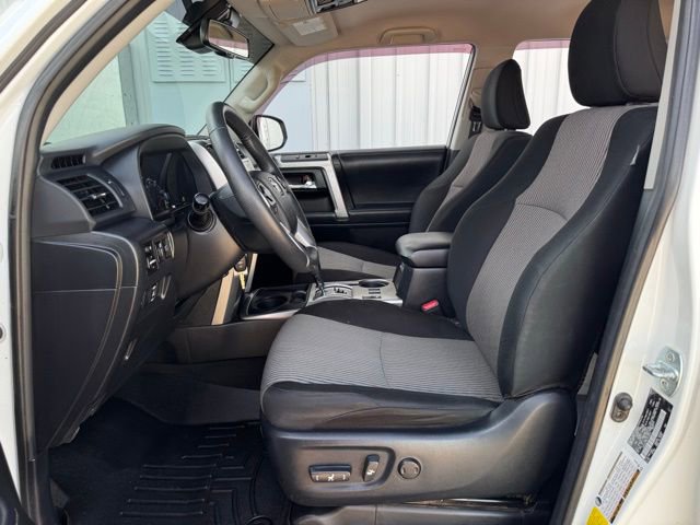 Used 2020 Toyota 4Runner SR5 image 34