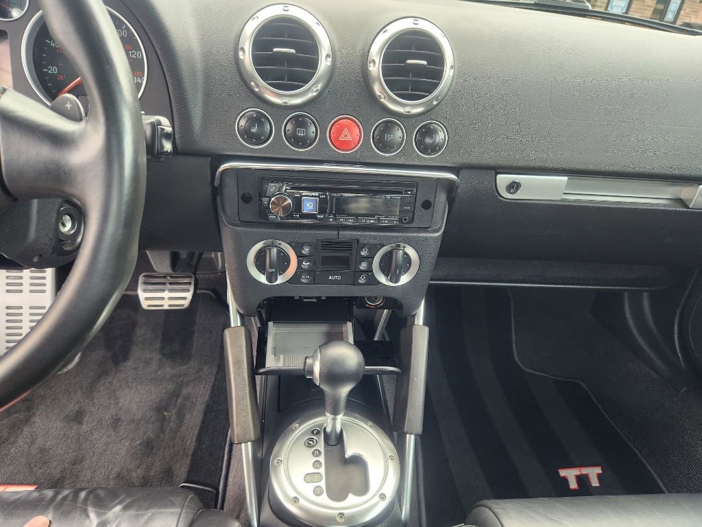 Used 2004 Audi TT 3.2 image 28