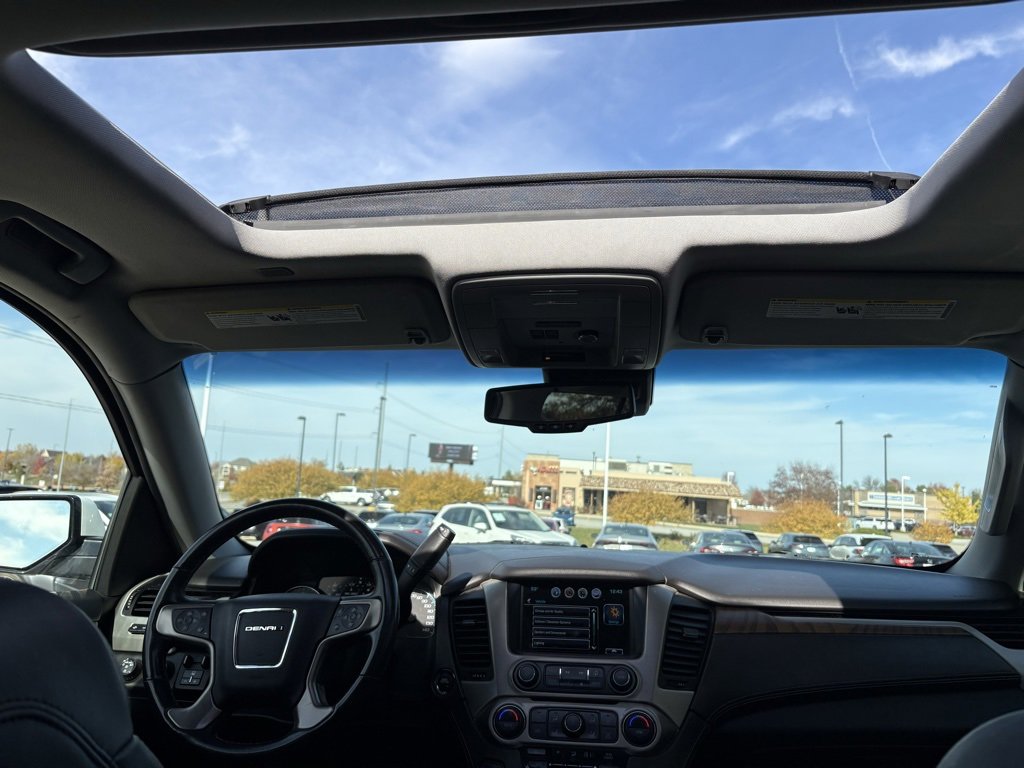 Used 2020 GMC Yukon XL Denali image 39