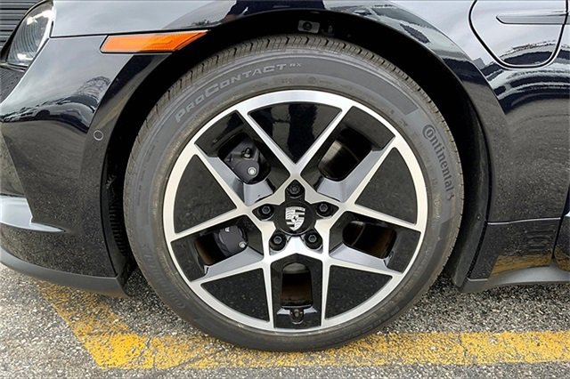 New 2025 Porsche Taycan image 14