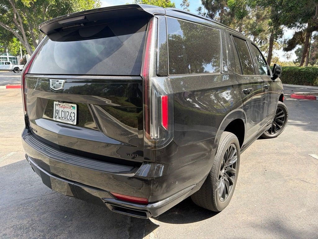Certified 2024 Cadillac Escalade Sport Platinum w/ LPO, ONYX Package AWD/4WD image 4