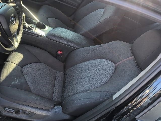 Used 2018 Toyota Camry LE w/ Moonroof Package image 18