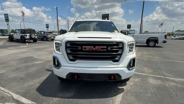 Used 2022 GMC Sierra 1500 AT4 w/ AT4 Premium Package AWD/4WD image 3