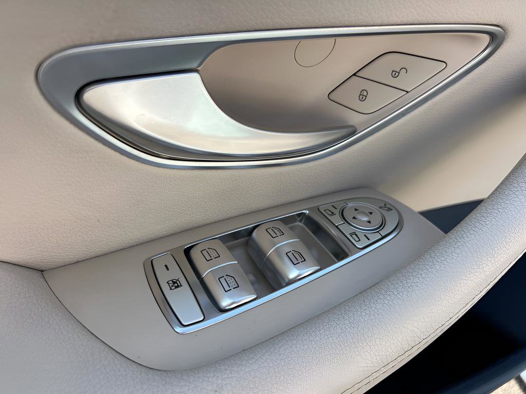 Used 2021 Mercedes-Benz E 450 Cabriolet image 31