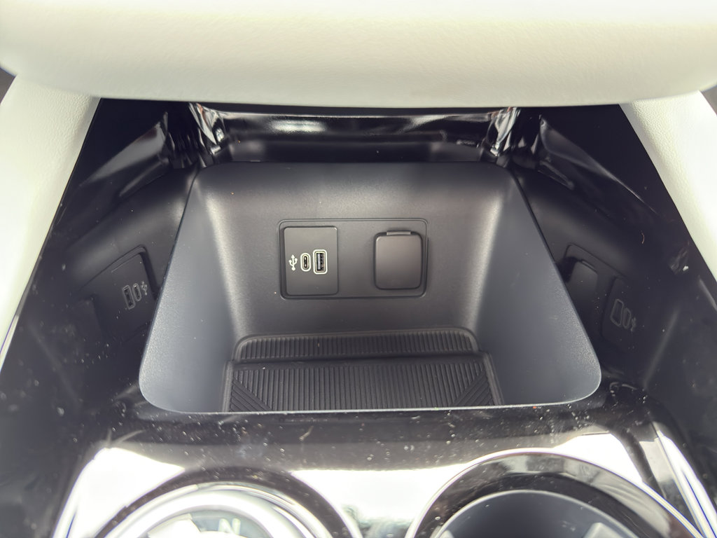 New 2026 Ford Explorer Platinum w/ LUX Leather Package image 19