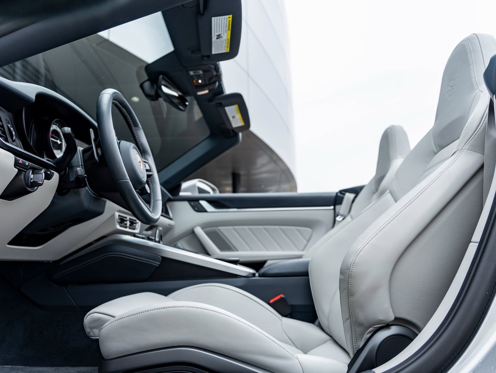 Used 2023 Porsche 911 Turbo S image 25