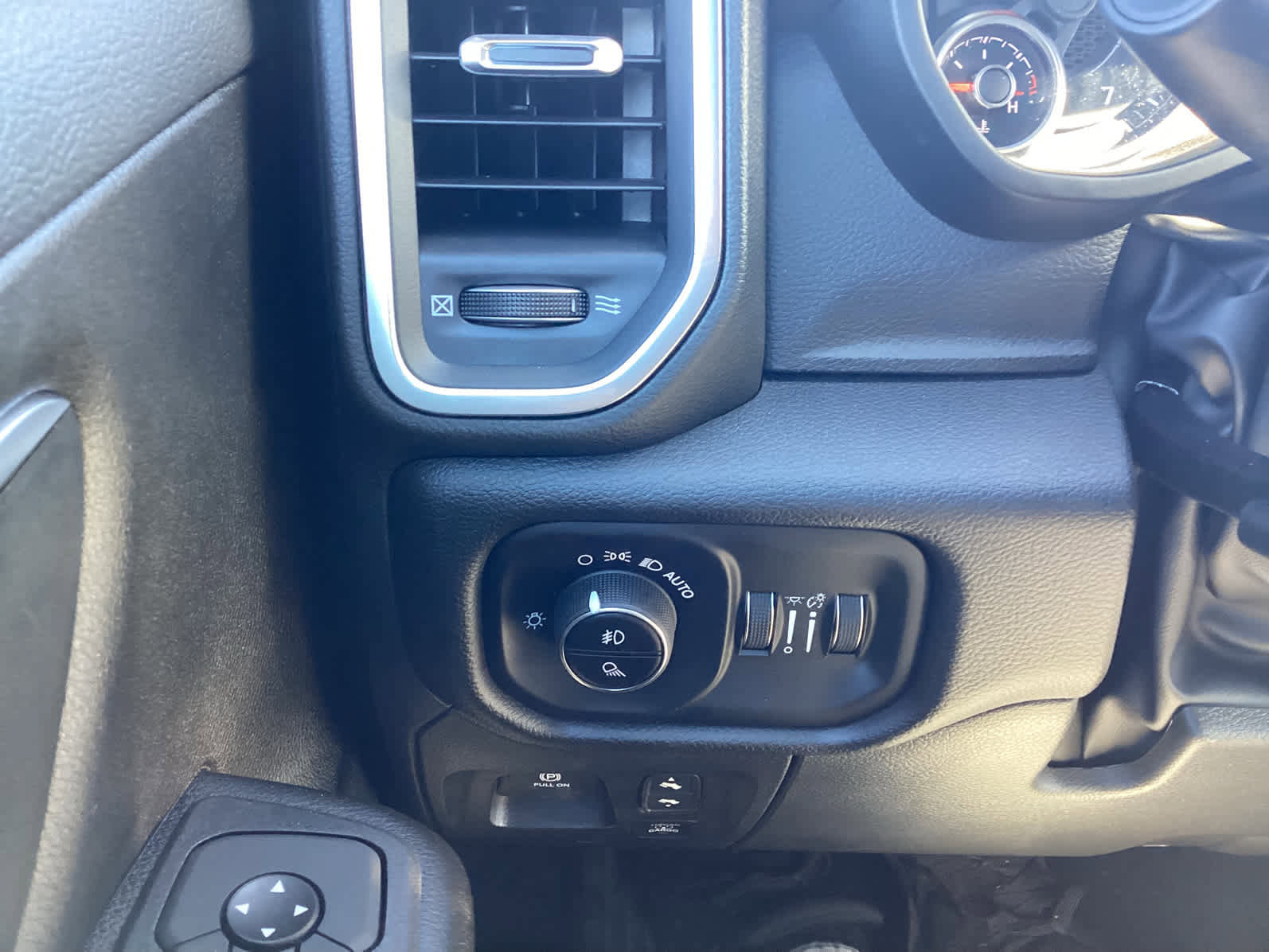 New 2026 RAM 1500 Big Horn image 24