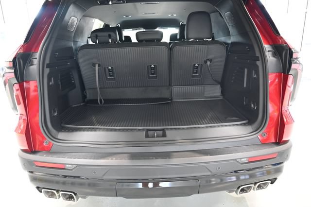 New 2026 Chevrolet Traverse LT w/ Midnight/Sport Edition FWD image 26