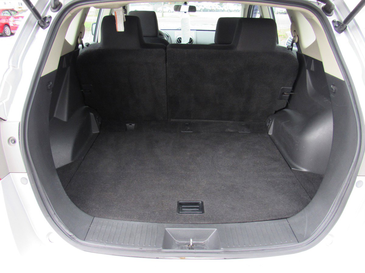 Used 2014 Nissan Rogue S w/ Convenience Package image 9