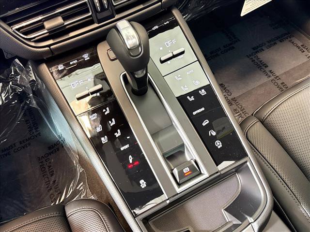 New 2026 Porsche Macan S AWD/4WD image 18