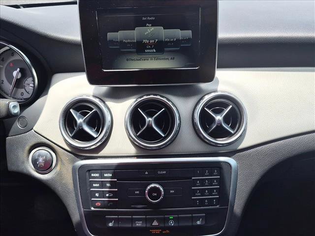 Used 2017 Mercedes-Benz GLA 250 image 13