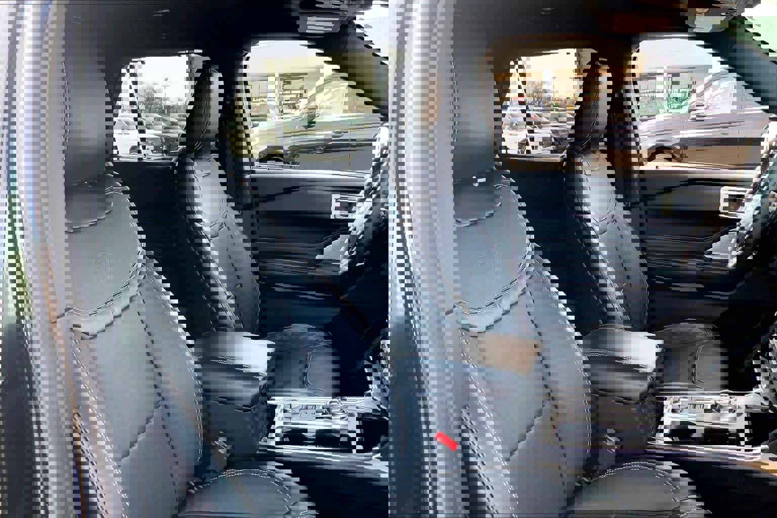 Certified 2020 Ford Explorer ST w/ Premium Technology Package image 8