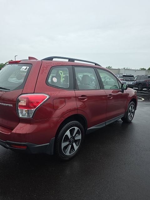 Used 2018 Subaru Forester 2.5i w/ Alloy Wheel Package AWD/4WD image 4