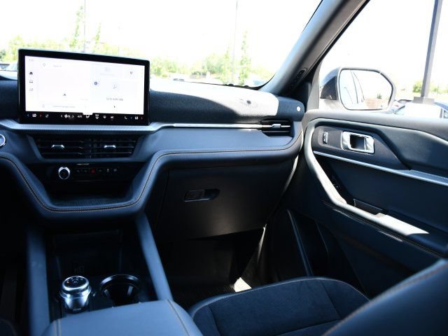 Used 2026 Ford Explorer Tremor w/ Tremor Convenience Package AWD/4WD image 22