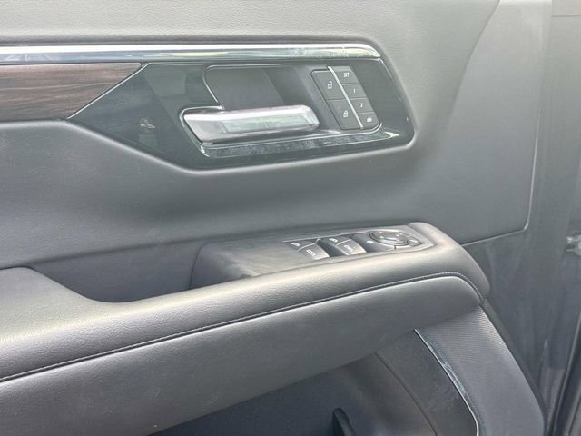 Used 2025 Chevrolet Tahoe Z71 image 26