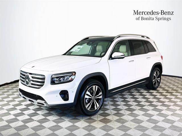 Used 2026 Mercedes-Benz GLB 250 4MATIC image 3